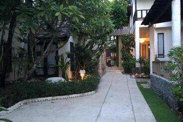 هتل Punnpreeda Beach Resort   Sha Plus Certified