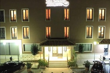 هتل Restaurante El Tollo