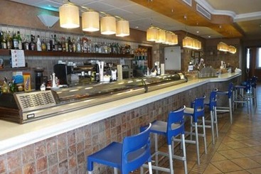 هتل Restaurante El Tollo