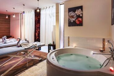 هتل Sol Nessebar Bay All Inclusive