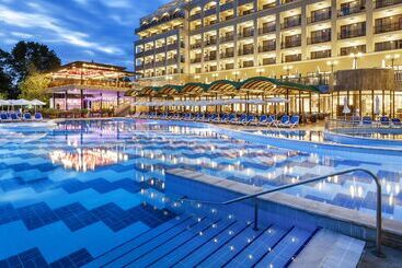 Отель Sol Nessebar Bay All Inclusive