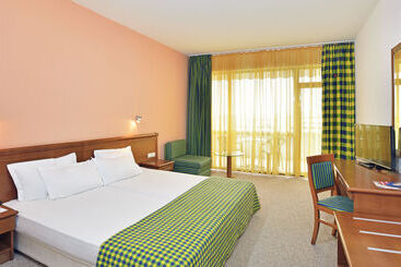 Отель Sol Nessebar Bay All Inclusive