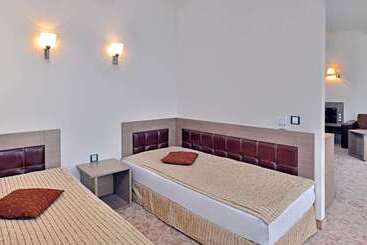 هتل Sol Nessebar Palace All Inclusive