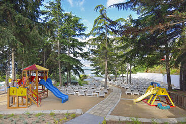 هتل Sol Nessebar Palace All Inclusive