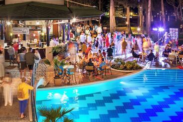 هتل Sol Nessebar Palace All Inclusive