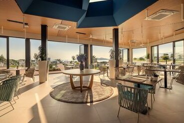 هتل Valamar Lacroma