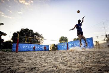هتل Valamar Lacroma