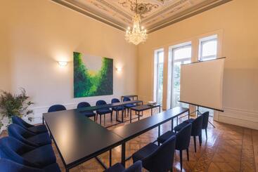 هتل Villa Garden Braga
