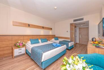 Meryan Hotel All Inclusive