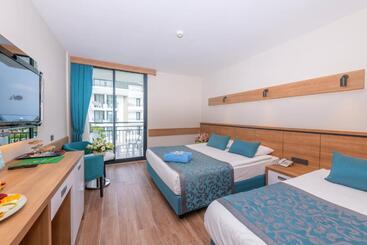 Meryan Hotel   All Inclusive