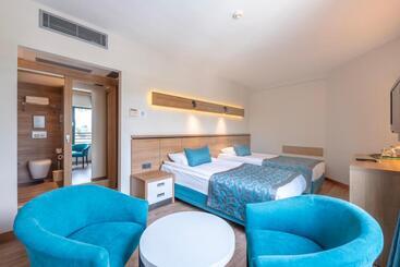 Meryan Hotel   All Inclusive