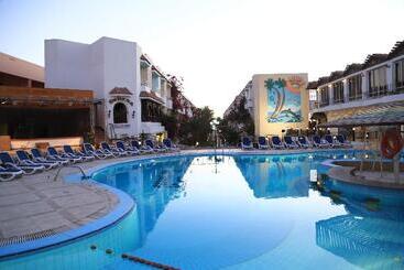 Minamark Beach Resort For Families And Couples Only