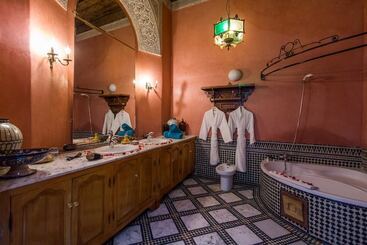 Riad Damia Suite &spa