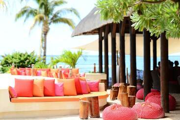 Veranda Pointe Aux Biches Hotel & Spa