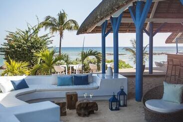Veranda Pointe Aux Biches Hotel & Spa