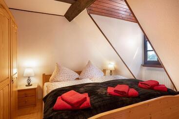 Bed and Breakfast & Restaurant Sichelschmiede