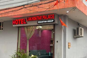 هتل Lakhdatar Palace