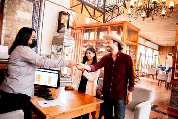 בית מלון כפרי Hacienda Don Armando Boutique & Spa
