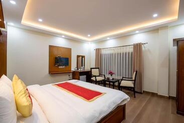 هتل Lumbini Palace Resort