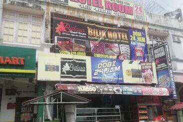 هتل Spot On 90156 Bidara Guest House