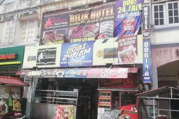 هتل Spot On 90156 Bidara Guest House