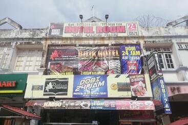 هتل Spot On 90156 Bidara Guest House