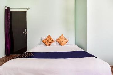 酒店 Spot On Nag497 New Satyam Lodging