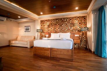 هتل State Beach Resort And Spa