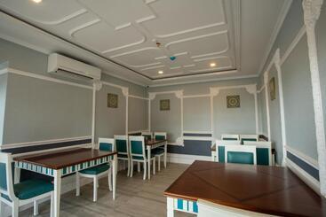 هتل State Beach Resort And Spa