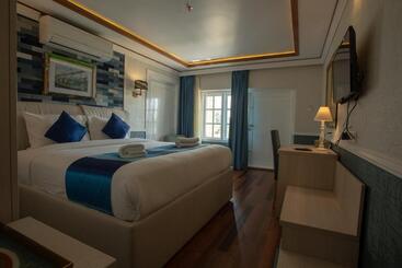 هتل State Beach Resort And Spa