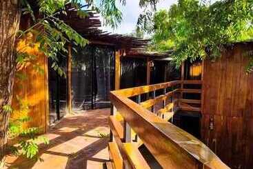 پانسیون Hostal Malakai Cabanas & Dorms