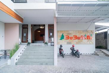 Urbanview Hotel Bubusini Batu By Reddoorz