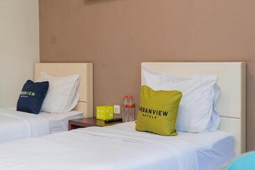 Urbanview Hotel Bubusini Batu By Reddoorz