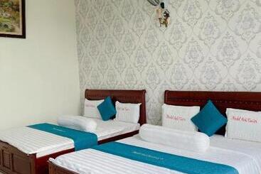 Anh Tuấn Hotel & Coffee   Pleiku, Gia Lai