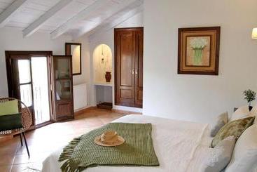 تختخواب و صبحانه Casa Del Rio Boho Chic Retreat