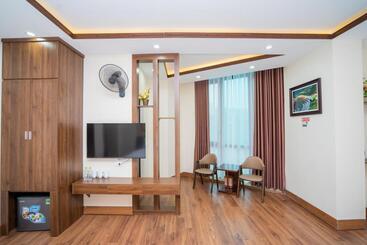 هتل Khách Sạn Hoàng Yến