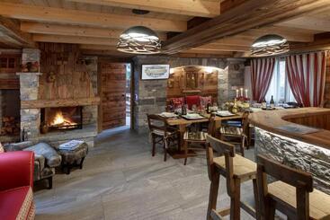 هتل Matterhorn Retreat Francois Camere In Centro Cervina Con Colazione, Accesso Spa E Wifi