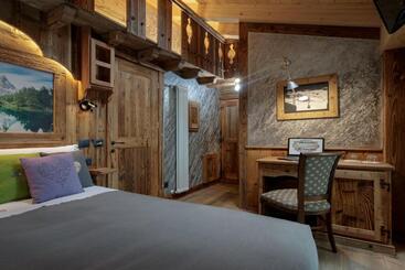 هتل Matterhorn Retreat Francois   Camere In Centro Cervina Con Colazione, Accesso Spa E Wifi
