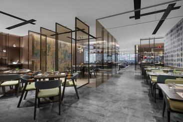 Vignette Collection Hangzhou Huaxia Center Hotel, An Ihg