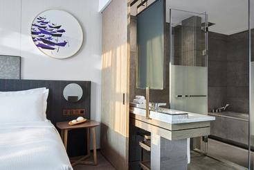 Vignette Collection Hangzhou Huaxia Center Hotel, An Ihg