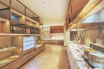 هتل Hilton Garden Inn Changzhou Jintan