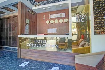 Hotell Oyo Mum2055  Golden Crown