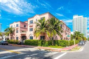 هتل Secret Garden Miami Beach