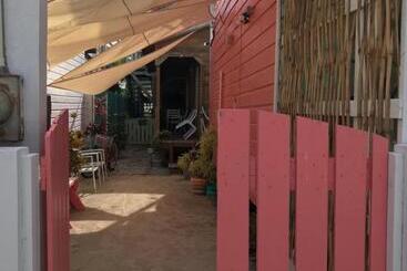 پانسیون Chila's Accommodations