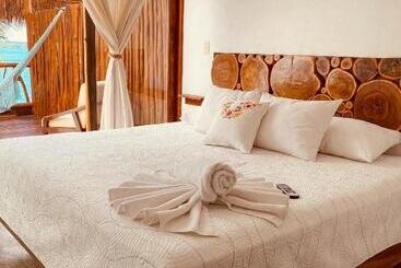 پانسیون Xcabal Hotel Boutique