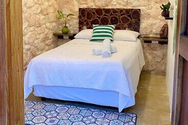 پانسیون Xcabal Hotel Boutique