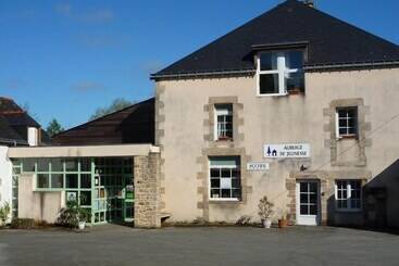 ユースホステル Auberge De Jeunesse Hi Pontivy