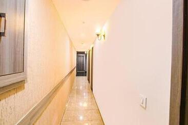 Fabhotel Welcome Residency