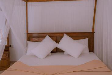 هتل Paradise Bungalow