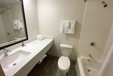 هتل University Inn Of Carbondale